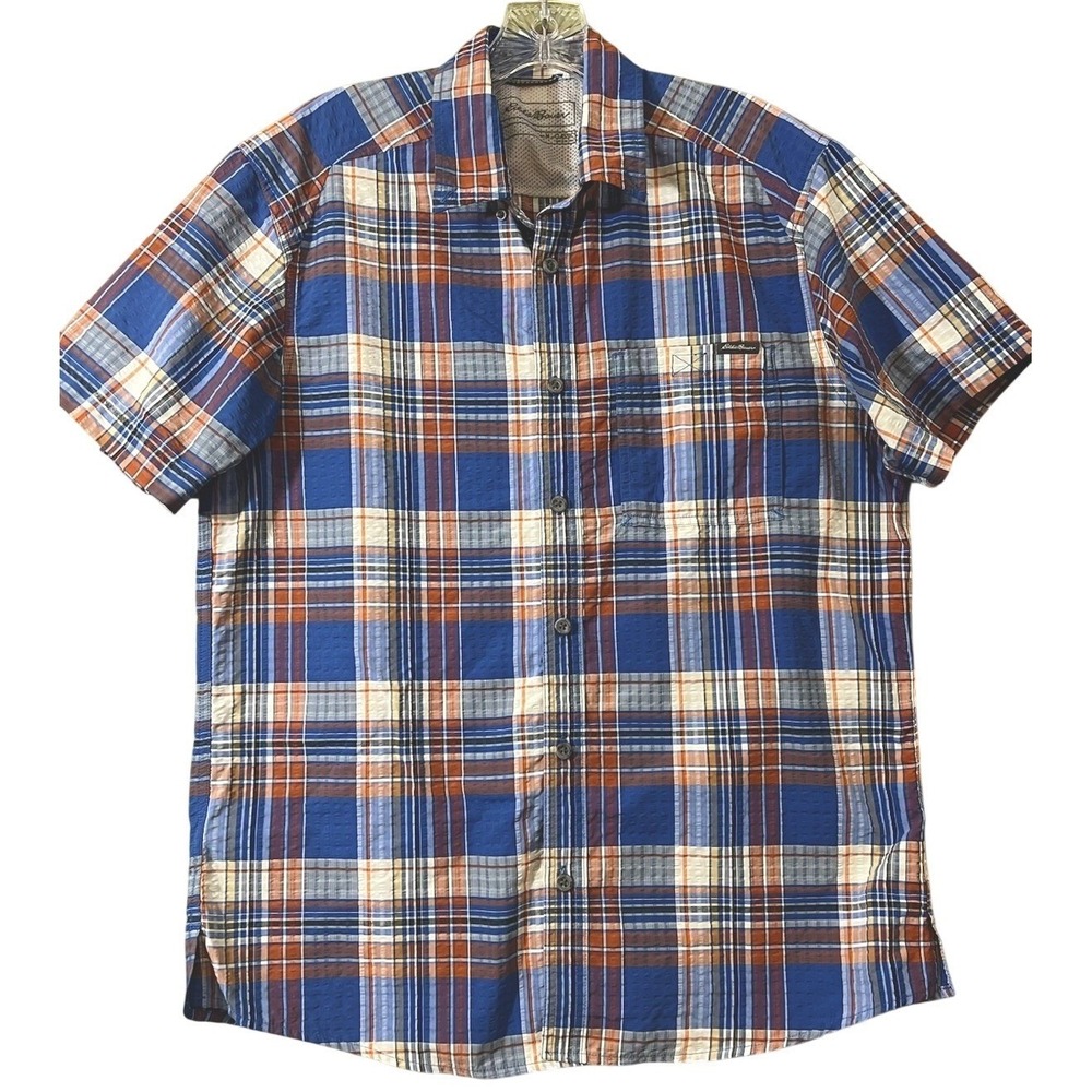 Eddie Bauer Mens Shirt Blue Plaid Short Sleeve Button Seersucker Nylon Hike M